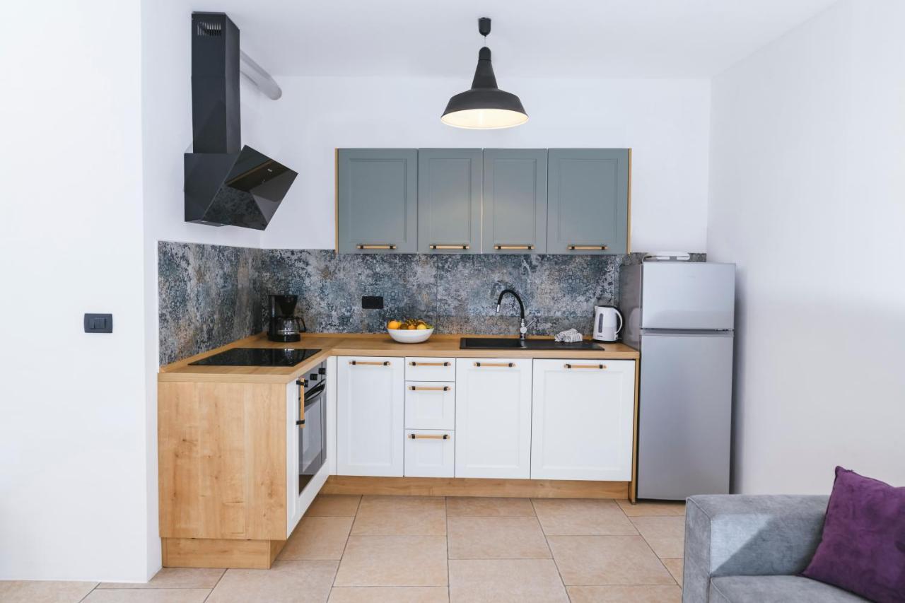 Apartment Roner