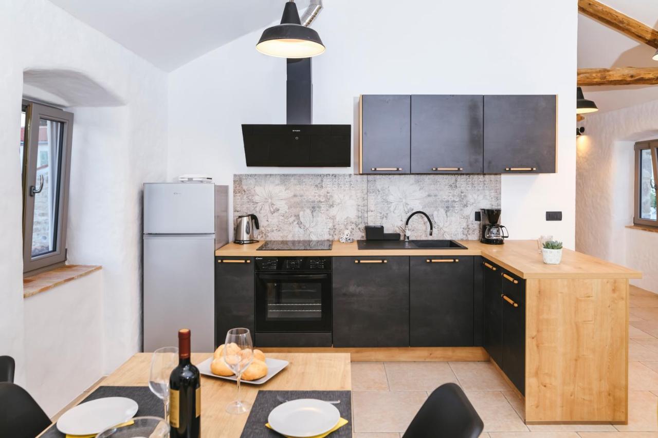 Apartment Roner