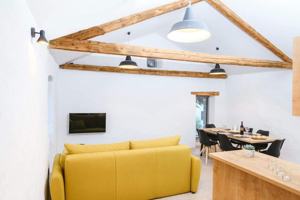 Apartment Roner *